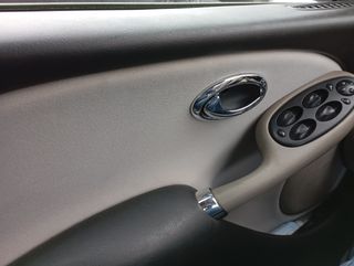 Rover 75 