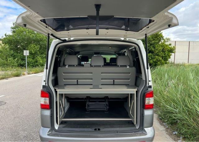 Volkswagen Transporter T5.1 2011