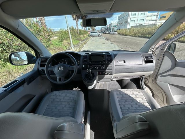 Volkswagen Transporter T5.1 2011