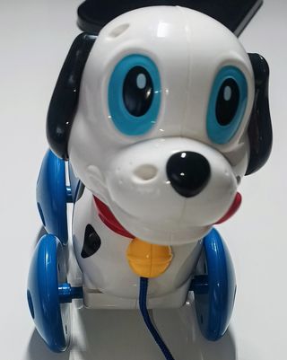 Gioco bimbo cagnolino trainabile 18 mesi in su
