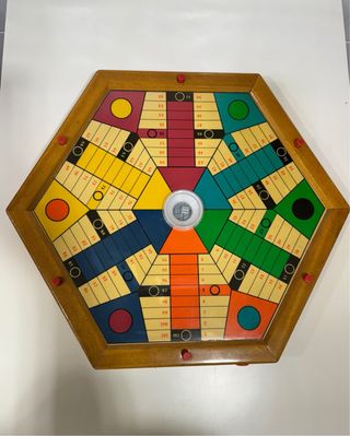 Parchis aut. antiguo hexagonal años 70 de madera