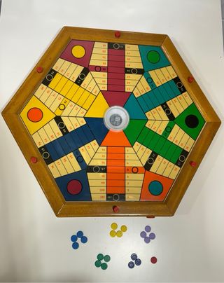 Parchis aut. antiguo hexagonal años 70 de madera