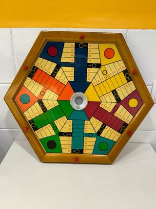 Parchis aut. antiguo hexagonal años 70 de madera