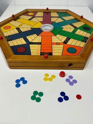 Parchis aut. antiguo hexagonal años 70 de madera