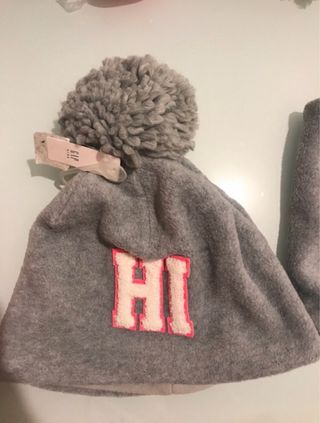 Cappello con scalda collo Gap