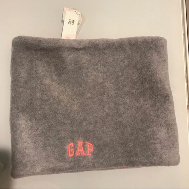 Cappello con scalda collo Gap