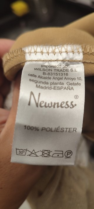 Saia menina Newness 7 anos