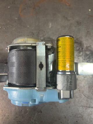 Cinturón delantero izquierdo Hyundai / KIA