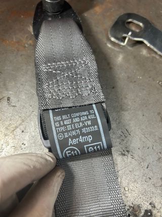 Cinturón delantero izquierdo Hyundai / KIA