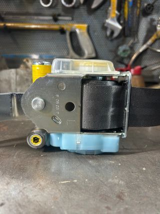Cinturón delantero izquierdo Hyundai / KIA