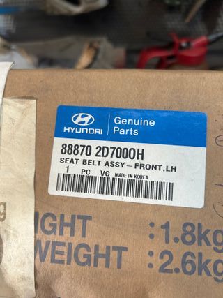 Cinturón delantero izquierdo Hyundai / KIA