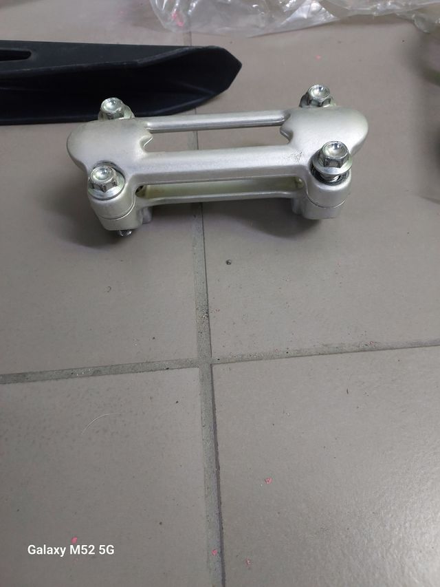 Clamp  per manubrio Beta 