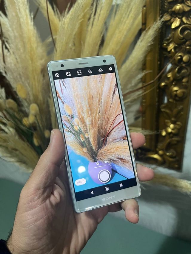 Sony Xperia XZ2 64GB . Libre