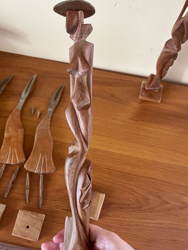 Figuras de madera cubanas