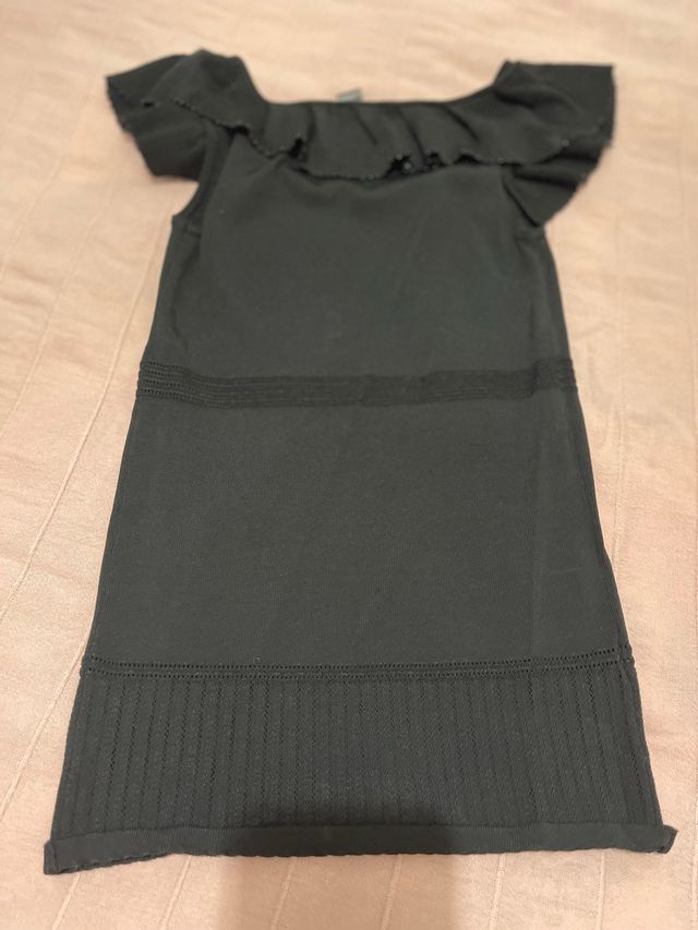 Camiseta de licra de Mango con flor decorativa