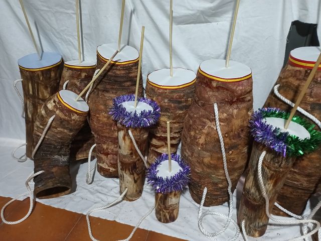 Zambomba de pita natural