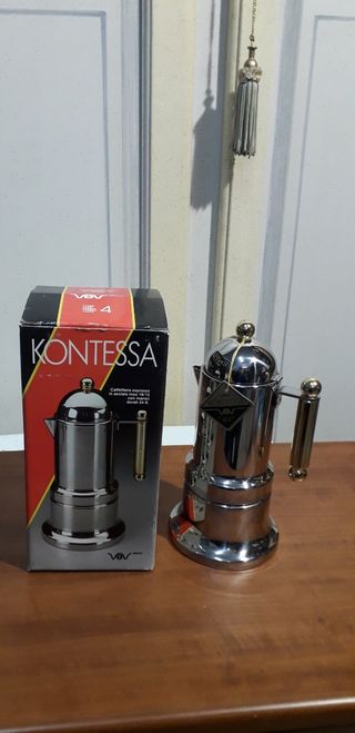 Caffettiera Kontessa 4 tazze. Nuova