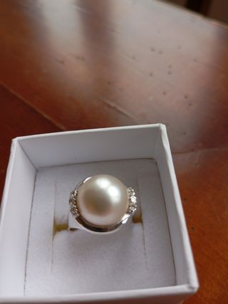 Anillo oro blanco 18 k con perla mabe y brillantes