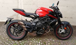 MV Agusta Brutale 800 Rosso