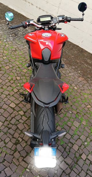 MV Agusta Brutale 800 Rosso