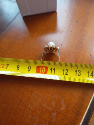 Anillo oro, platino, 12 brillantes y perla