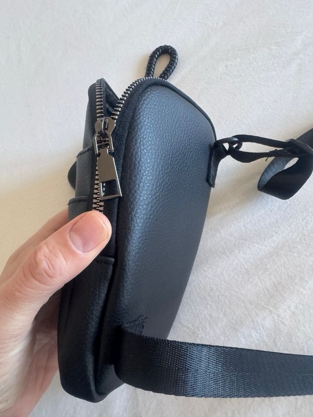 Borsello uomo con tracolla