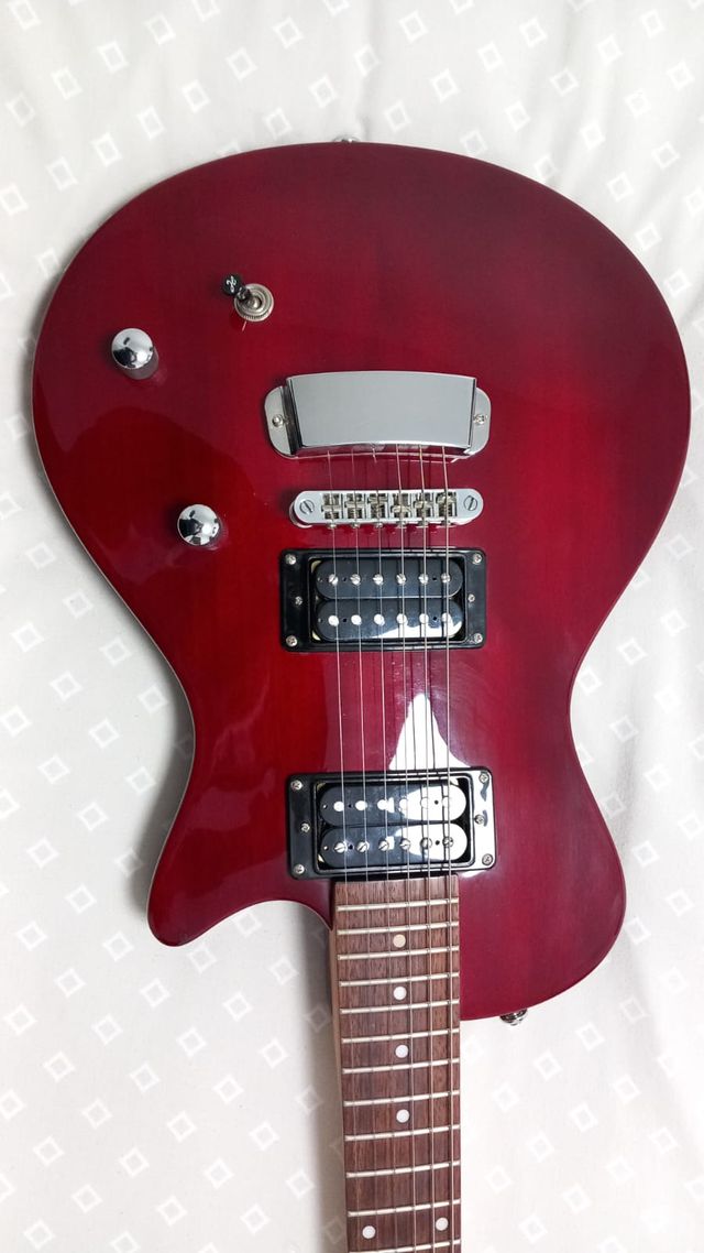 Hagstrom Ultra Swede Cereza GUITAR