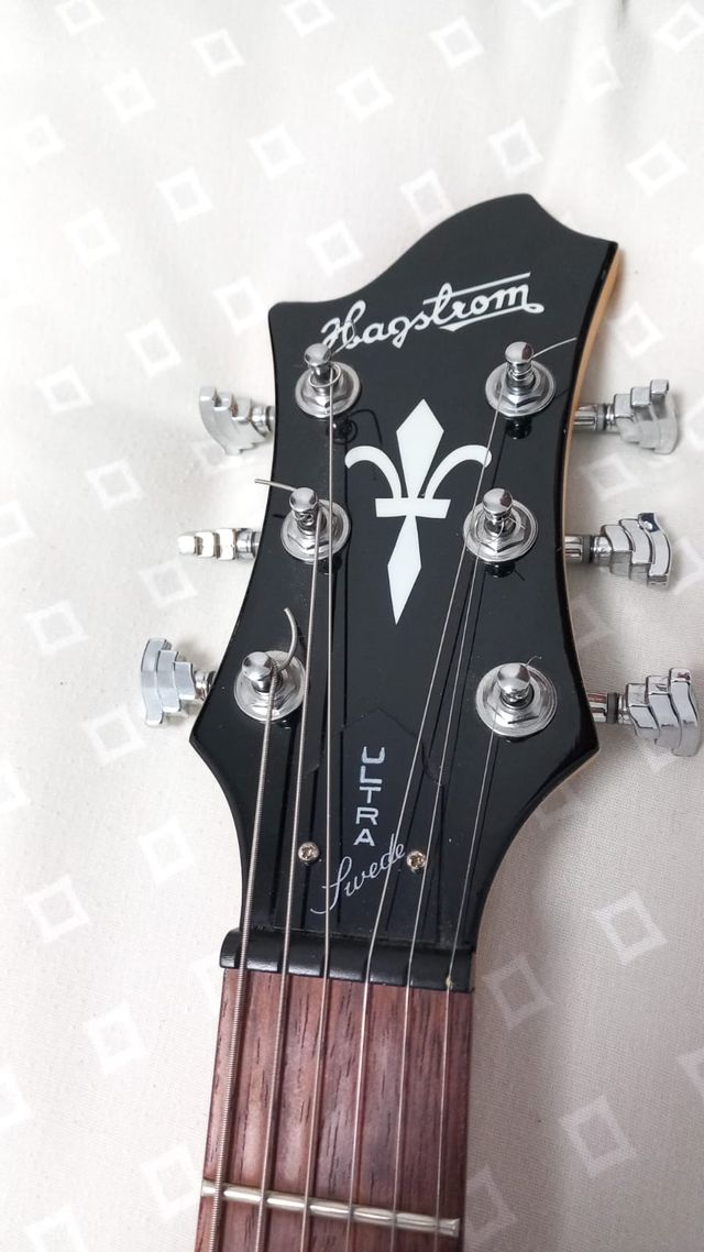 Hagstrom Ultra Swede Cereza GUITAR