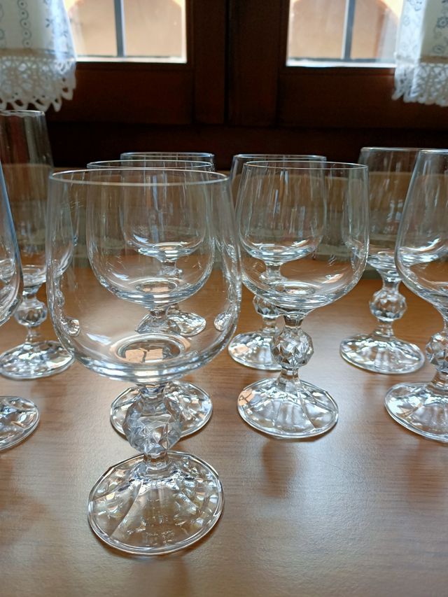 Bicchieri in cristallo e cestello porta ghiaccio