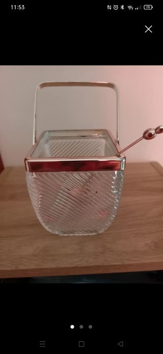 Bicchieri in cristallo e cestello porta ghiaccio 