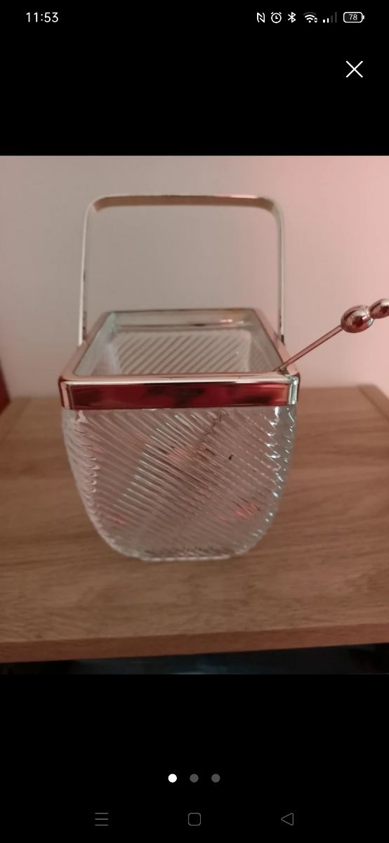 Bicchieri in cristallo e cestello porta ghiaccio