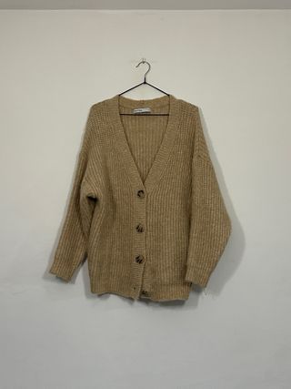 Cardigan de punto Bershka talla S
