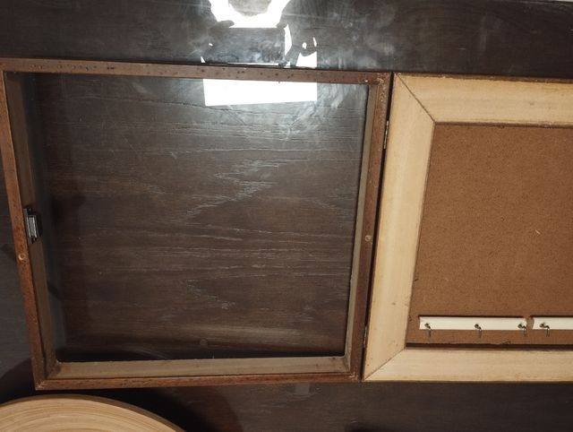 Cuadro guarda llaves. Cubre cuadro luz.