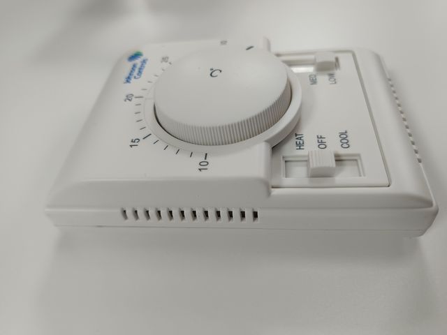 Termostato Jhonson 107FCV2