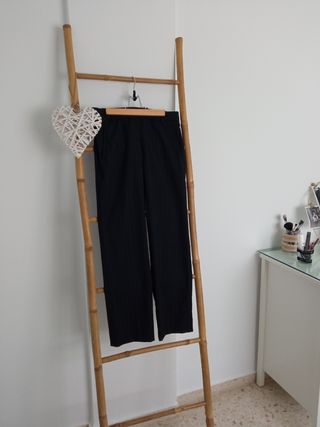 Pantalón Massimo Dutti.