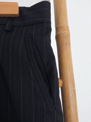 Pantalón Massimo Dutti.