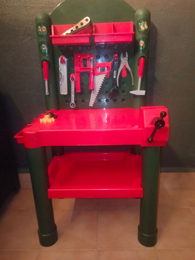 Banco herramientas para niños