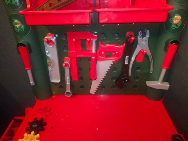 Banco herramientas para niños