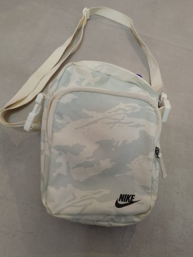 Borsello Nike