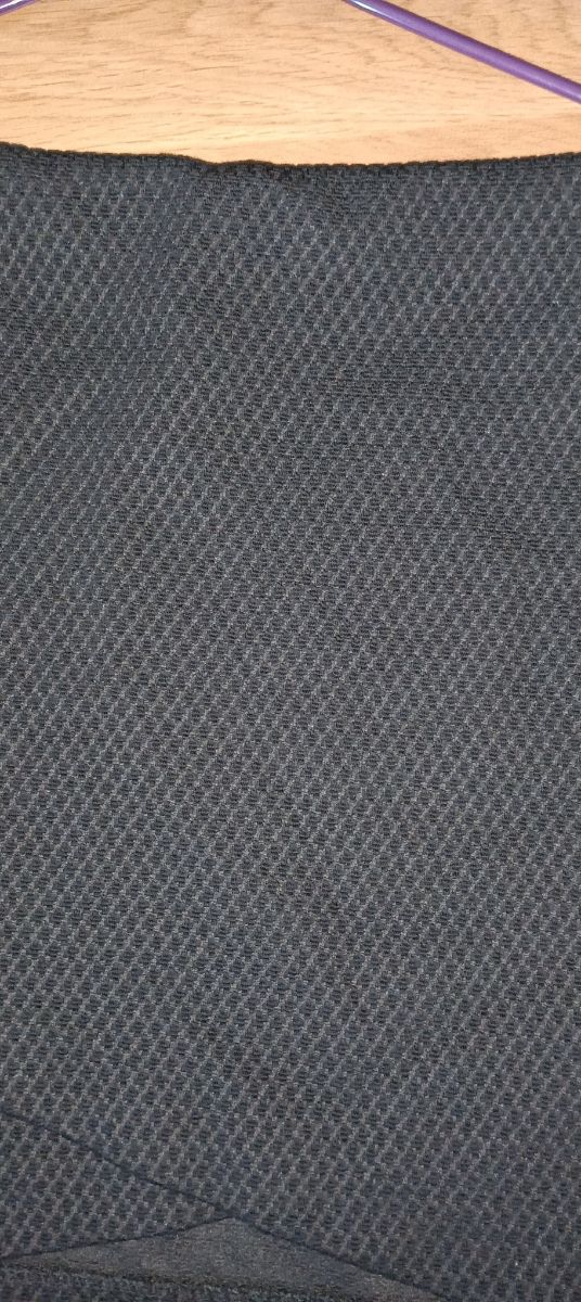 Falda corta H&M. Talla L.