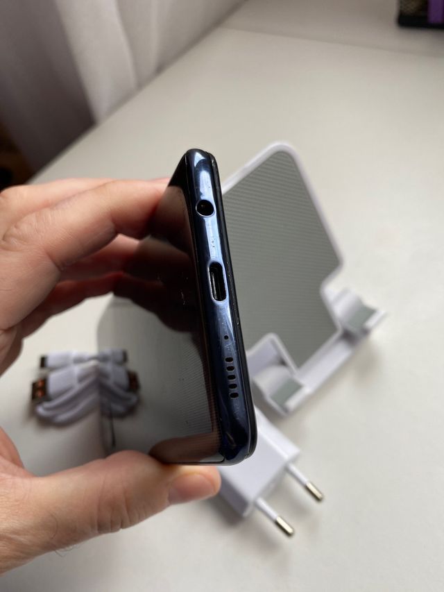 Samsung A51 128 Gbs. Telefono cellulare come nuovo