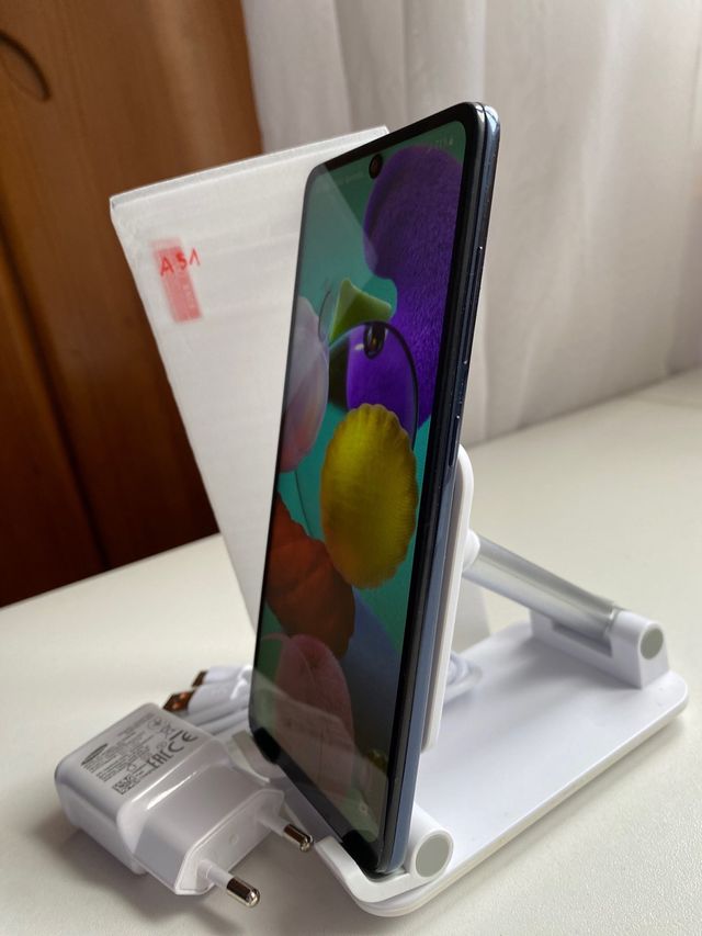 Samsung A51 128 Gbs. Telefono cellulare come nuovo