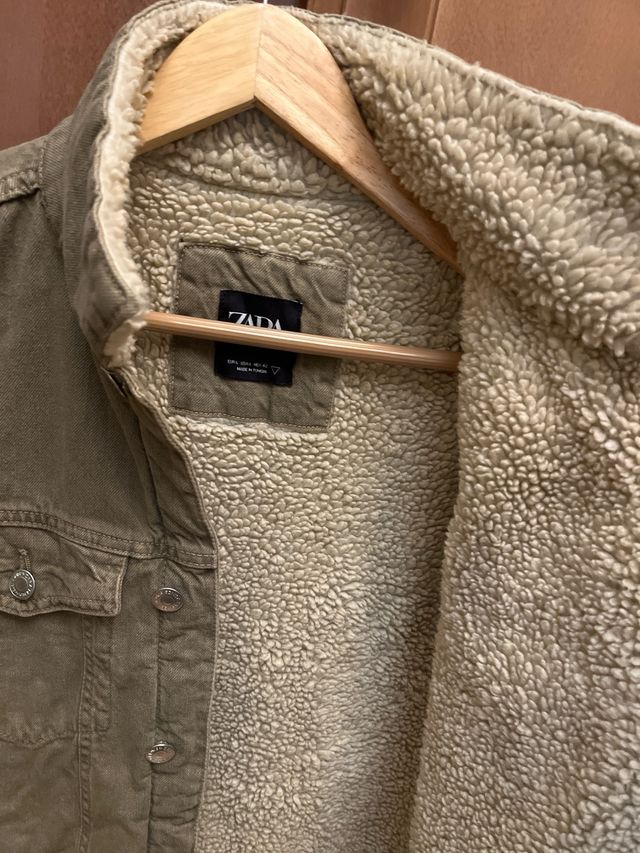 Chaqueta borreguillo de Zara