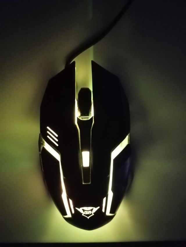 Teclado y Ratón GAMING COMBO Trust GXT 845