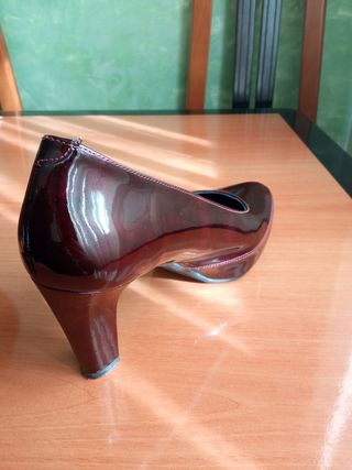 Tacones Dorking by Fluchos granates