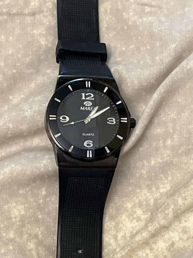 Reloj Marea en negro