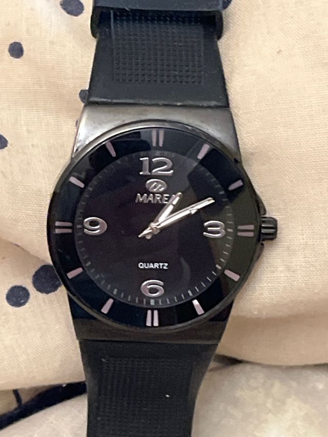 Reloj Marea en negro