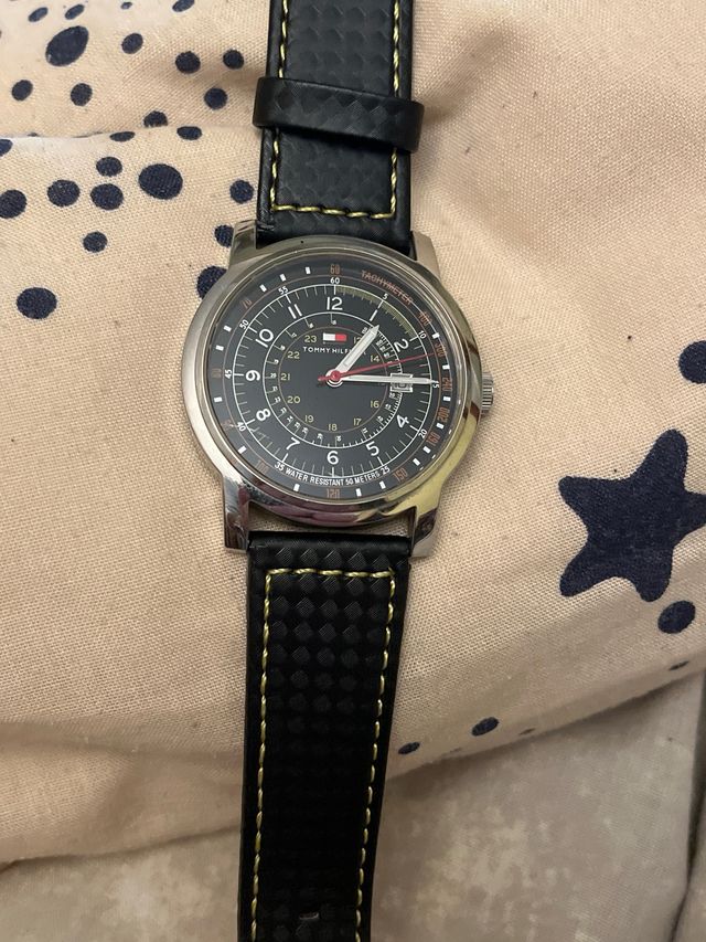 Reloj Tommy Hilfiger correa de piel. OFERTA AGOSTO