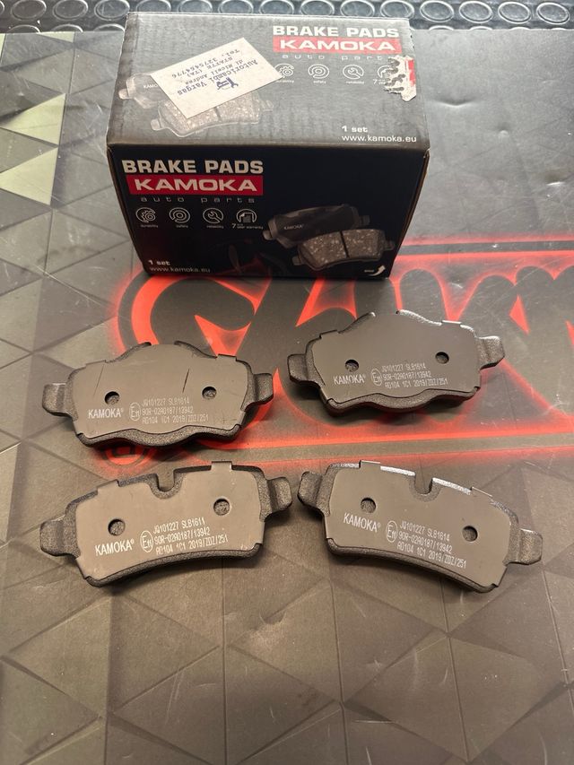 Mini R56 R57 R55 R58 R59 Pastiglie freno poster.