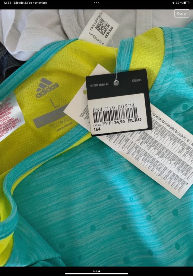 Camiseta Entallada Turquesa de Deporte Adidas